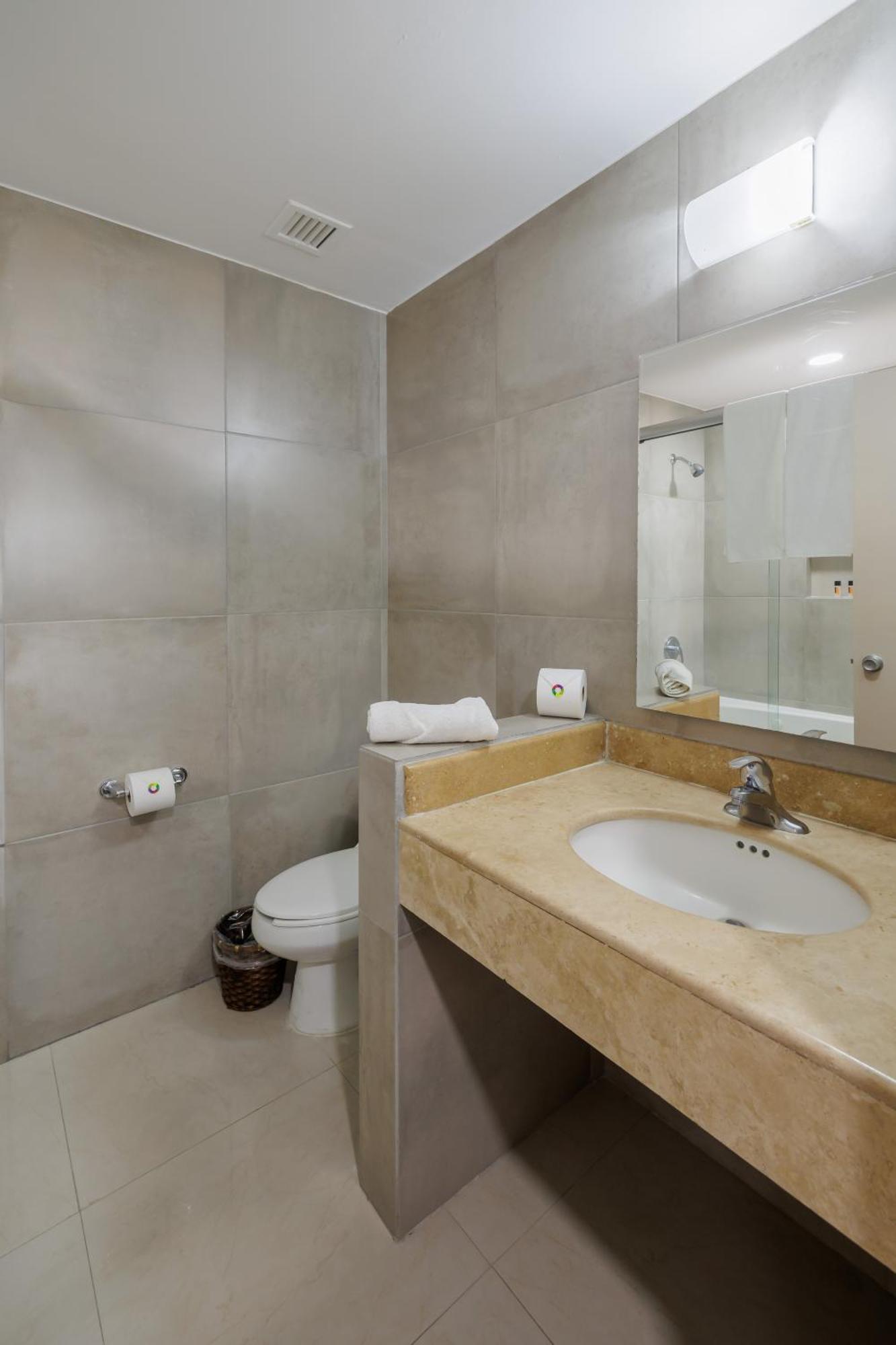 Hotel Suites Mexico Plaza Leon Campestre מראה חיצוני תמונה